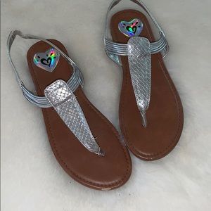 Justice brand silver sandals size 8